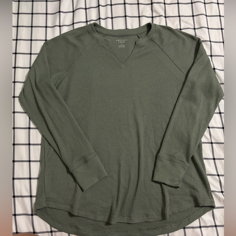 Vintage BRAND NEW American Eagle Outfitters Olive Waffle Knit V-Neck Women’s L